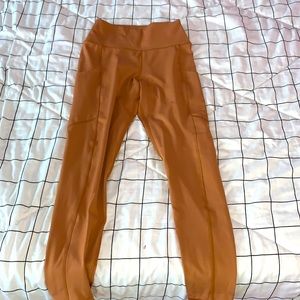 American eagle pants size:s never worn